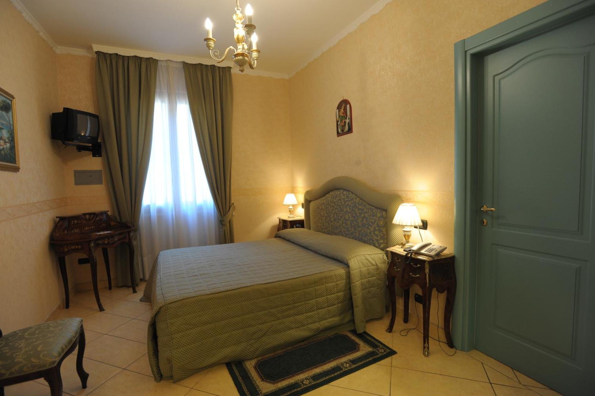 Hotel Ristorante Amitrano بومبيي المظهر الخارجي الصورة